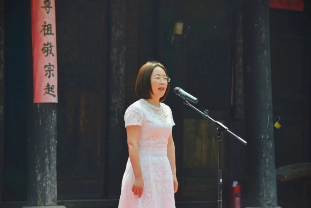 射洪市文联主席 马海燕