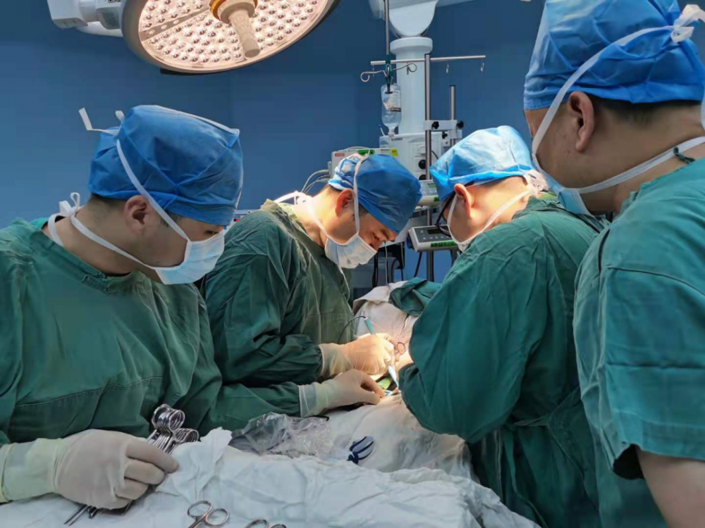 广东医科大学附属东莞第一医院完成首例乳房重建手术