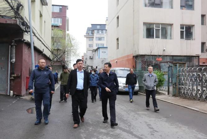 吉林市副市长,龙潭区委书记崔志刚带队督导检查龙潭区城区"七边"环境
