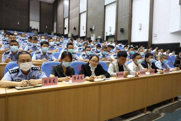 云南一原县长主动投案,10天前仍在出席活动