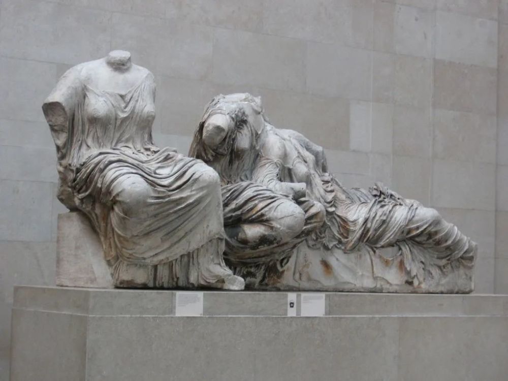《命运三女神》菲狄亚斯古典时期(希腊)-雕塑作品欣赏(一百三十七)