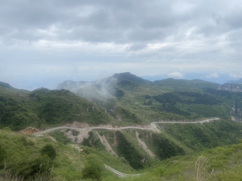 林虑山花壶线雨后美景