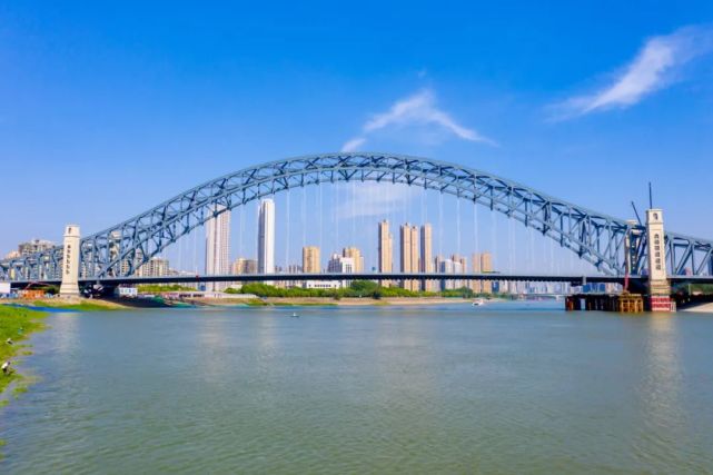 汉江湾桥更新"两江四岸",保利再造滨江封面