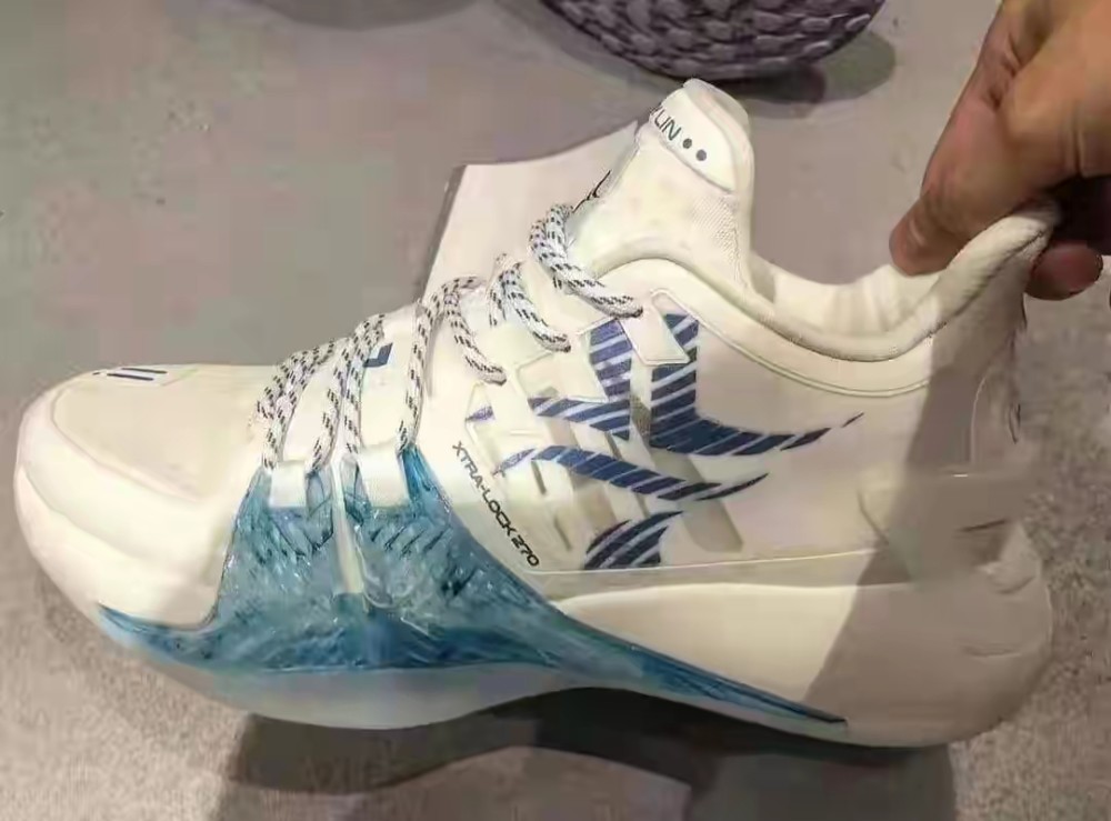 全新特步林书豪2代签名球鞋曝光!无缘nba的林书豪,终于有了些许安慰