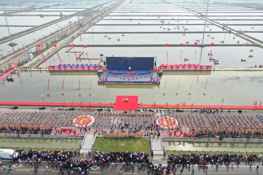 第二十一届中国 盱眙国际龙虾节盛大开幕
