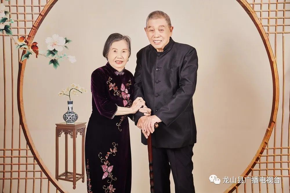 浪漫!老人补拍婚纱照,原来幸福的样子如此美好