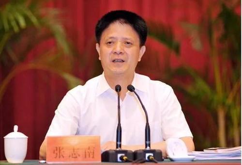 福建原副省长张志南贪3432万元受审,曾加入作协