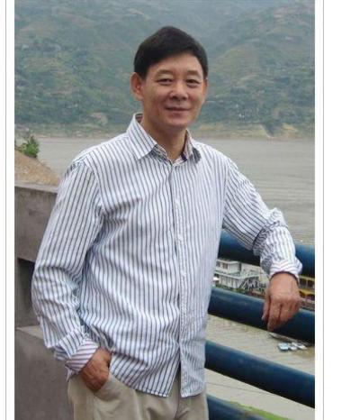 李光复:玩金条长大,住北京四合院,儿子年入过亿,为何