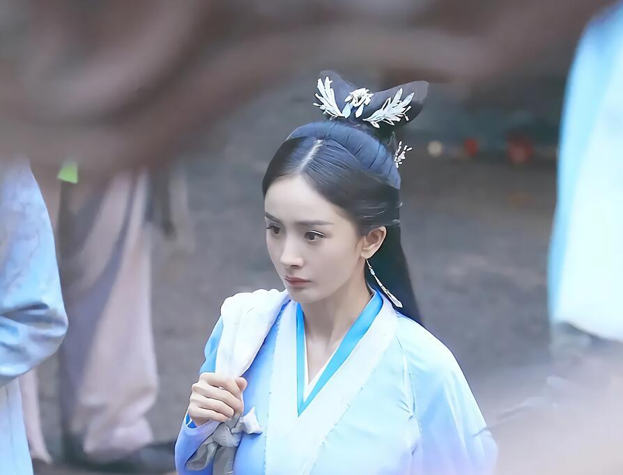 陈伟霆资源真好,与古力娜扎新剧还没完结,又有古装剧引人注目