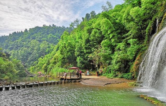 邻水县获得"四川省环境优美示范县城",旅游资源丰富