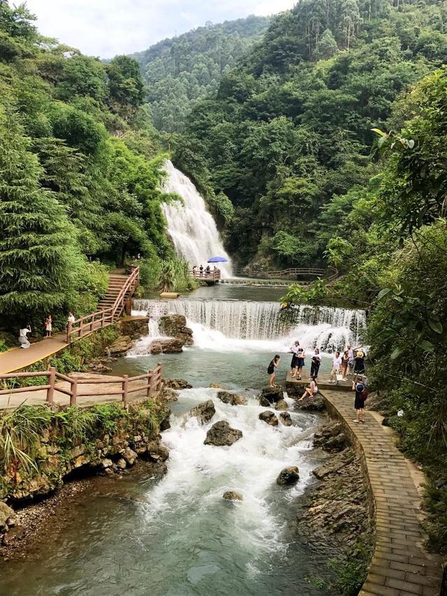 邻水县获得"四川省环境优美示范县城",旅游资源丰富