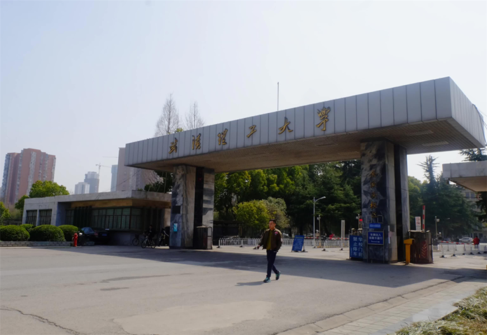 黄子韬卫生巾项目，总投资超两亿的全新商业布局