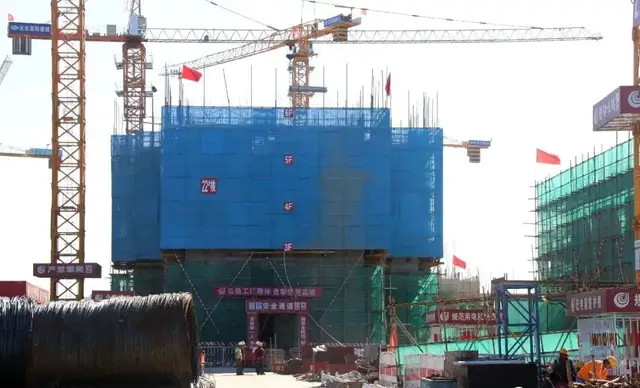 人均学生面积_我国人均耕地面积图