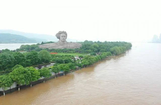 最强降雨来了!橘子洲景区已紧急闭园