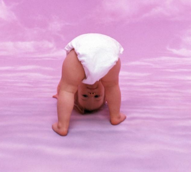 3岁女孩尿路感染入院,纸尿裤才是