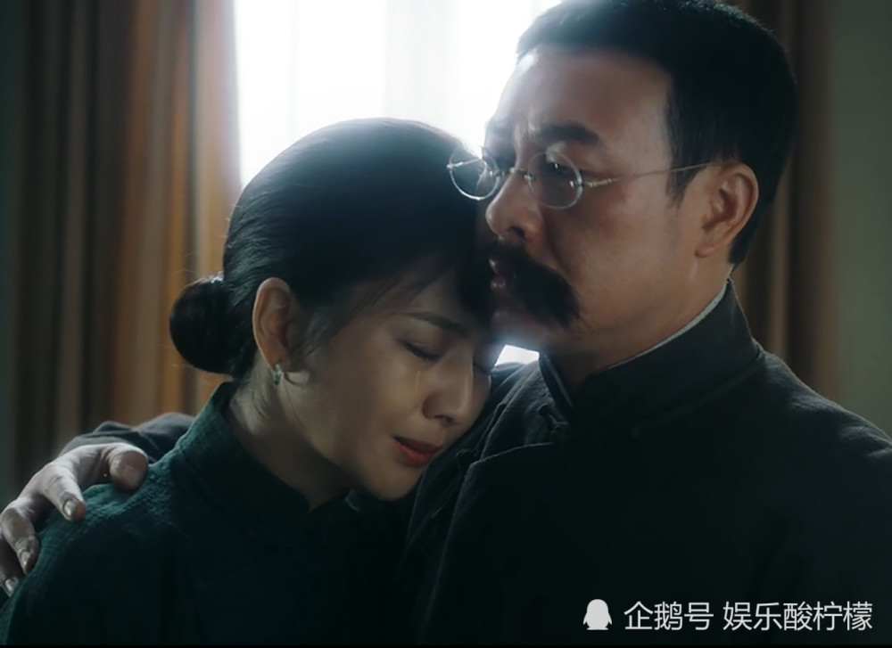 佟丽娅2部电影同时上映,1个角色平凡而伟大,1个角色精明且有钱