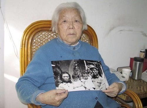 高饶二人的妻子一位女中豪杰另一位清华才女都活了100岁