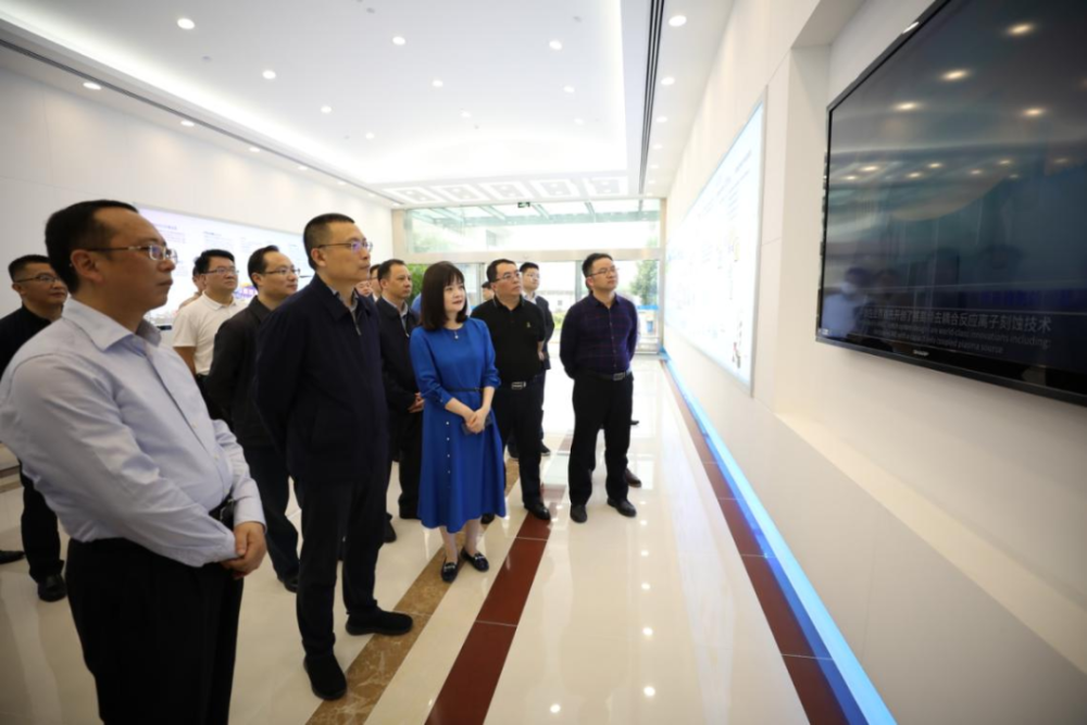 肖玉文率队赴南昌高新区学习考察