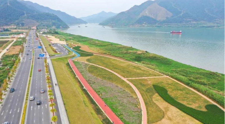 9,肇庆西江碧道"大江风光游览佳境,十里碧道约会圣地"浪漫亲水指数