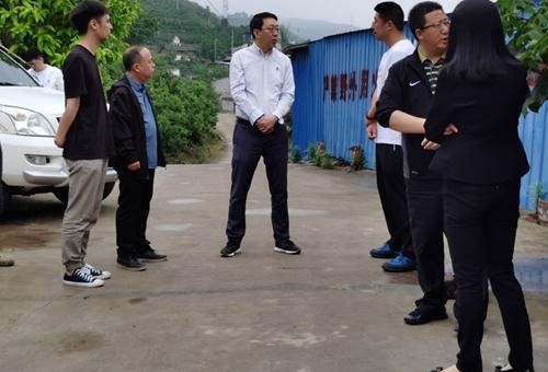 雅安市副市长于冀川到汉源县督导地灾防治工作