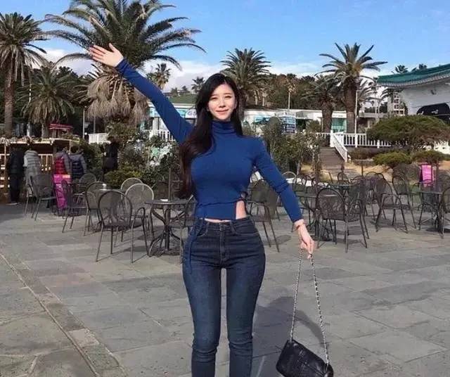 韩国女模特被称真人版"海贼女帝",身材好颜值高,太迷人了|金秀雅