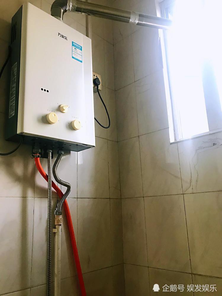 家里热水器坏了,师傅说是主板坏了需要换新的一个300