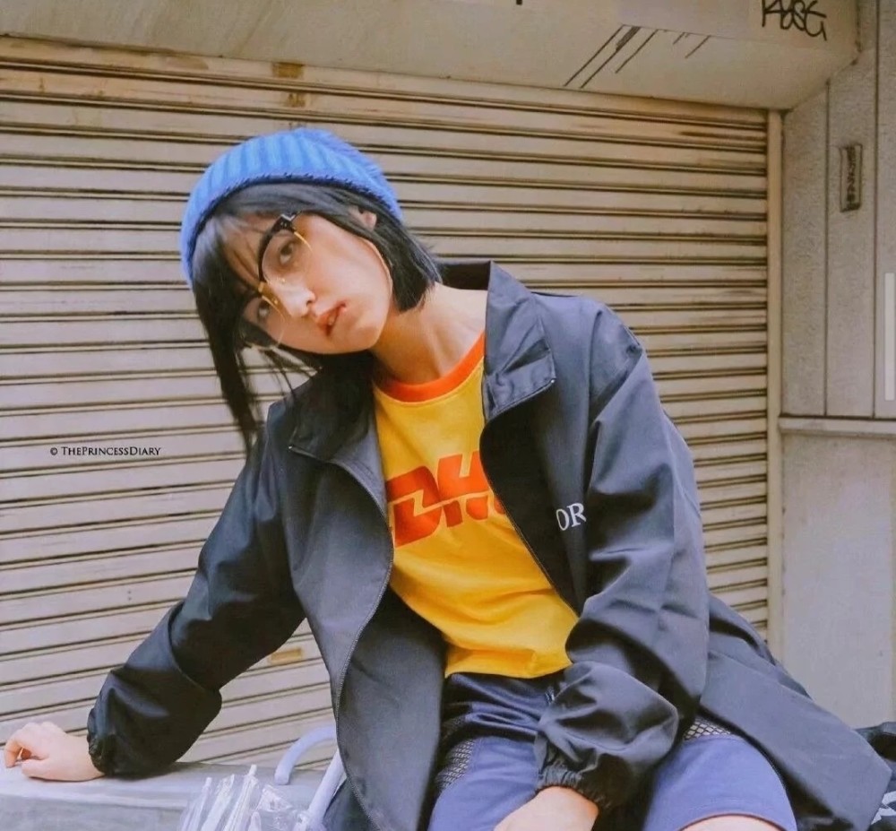 张子枫头像|少年感与少女感并存