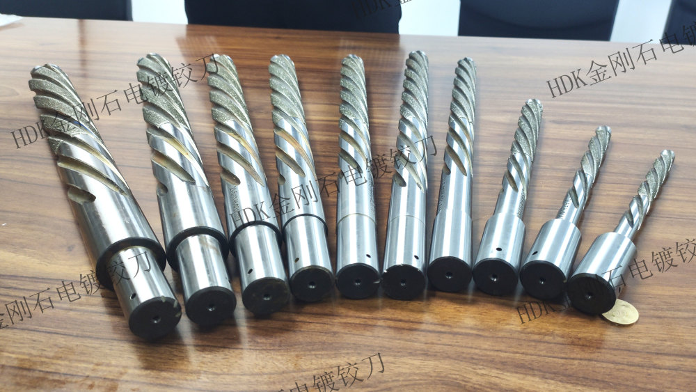 金刚石珩铰刀珩磨45号钢发动机连杆的高精度刀具