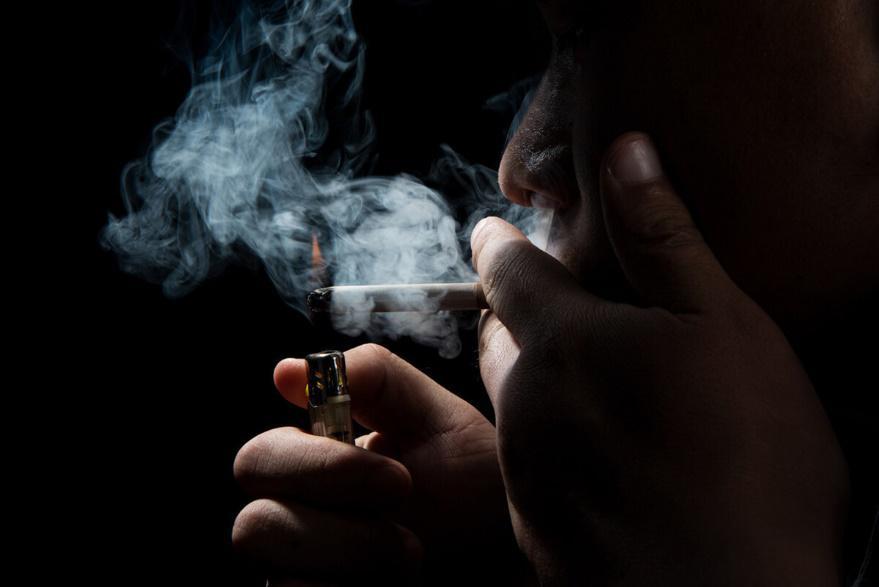 在戒烟之后,抽烟人群情绪一般都会变得比较暴躁,因为自己在抽烟的