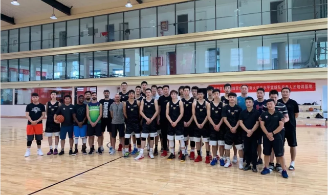 广东队梯队变动！国青小将或走大学路线 曾被称为周鹏接班人腾讯新闻 