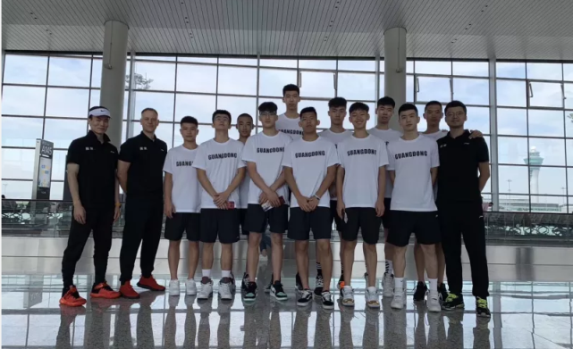 广东队梯队变动！国青小将或走大学路线 曾被称为周鹏接班人腾讯新闻 