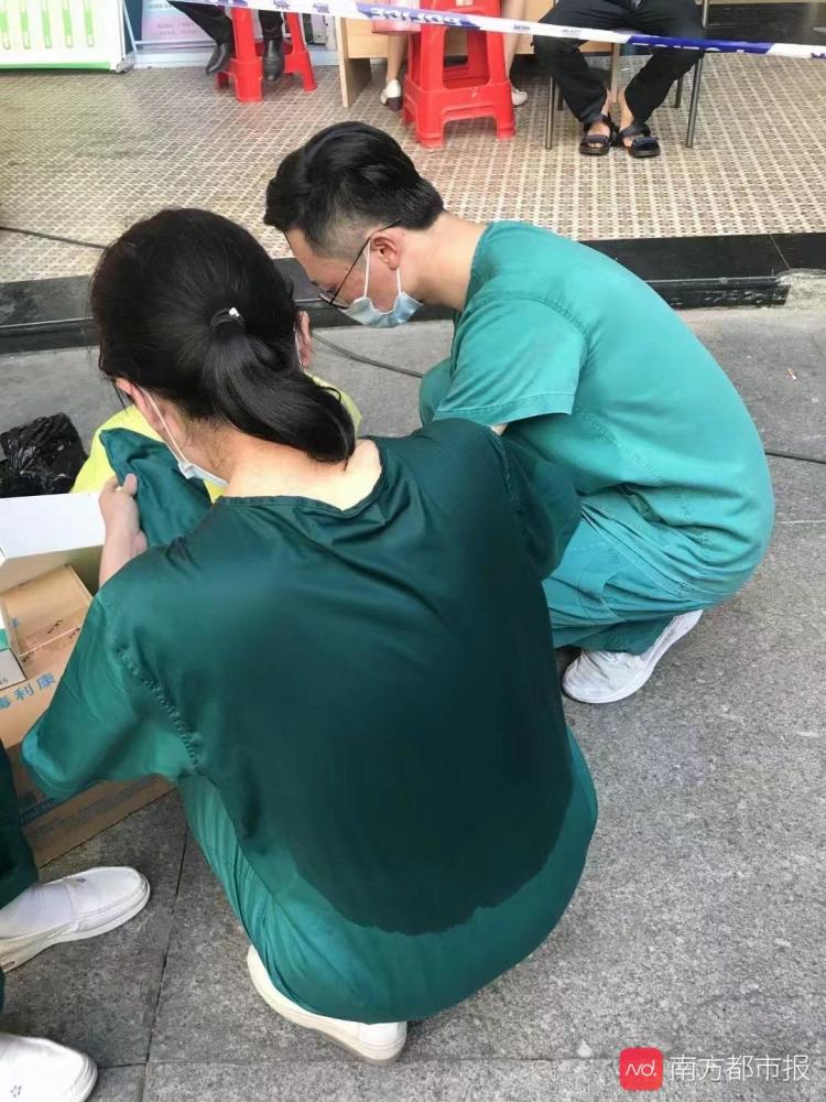 组图:汗水湿透护士服,广州抗疫人员奋战在一线