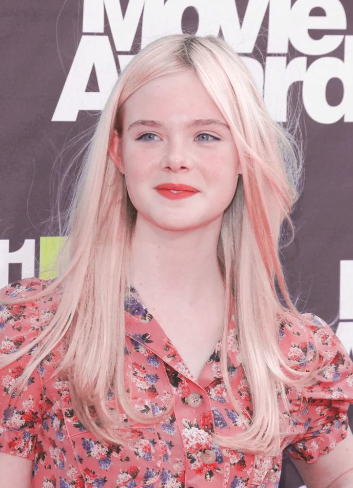 艾丽·范宁 (elle fanning),1998年4月9日出生于美国佐治亚州科尼尔斯