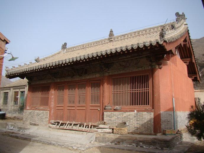 北京地区仅存的元代木结构古建筑寺庙坐北朝南