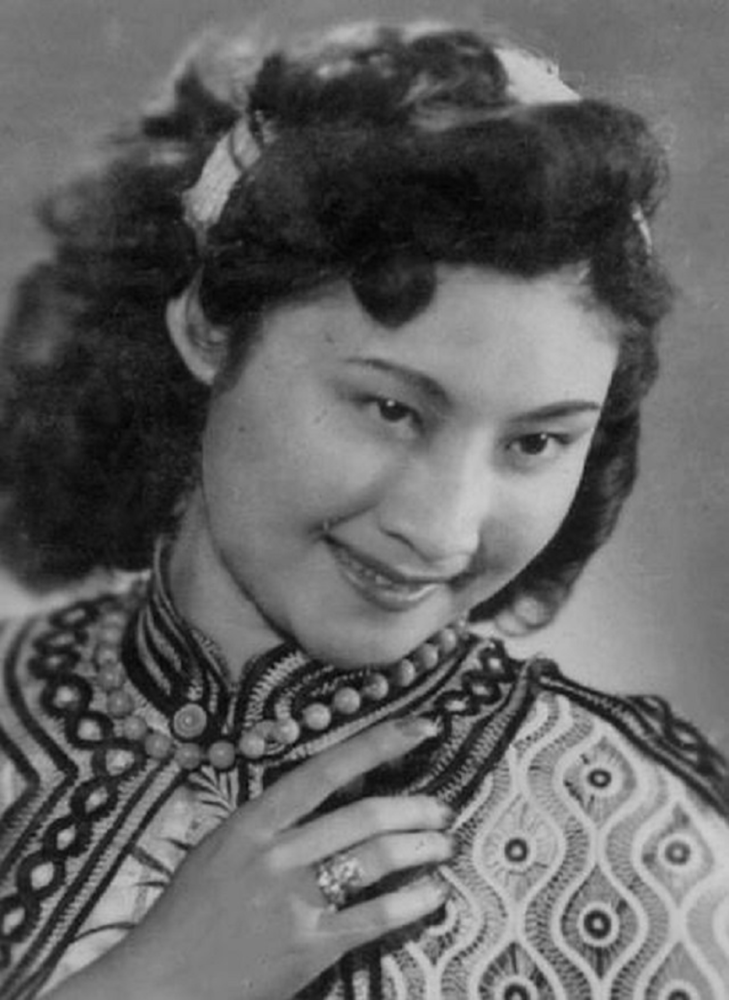 言慧珠:三次婚姻均不美满,她自杀前,丈夫说"我不和你一起死"