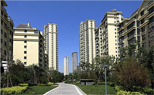浙L人均_中国人均寿命变化图