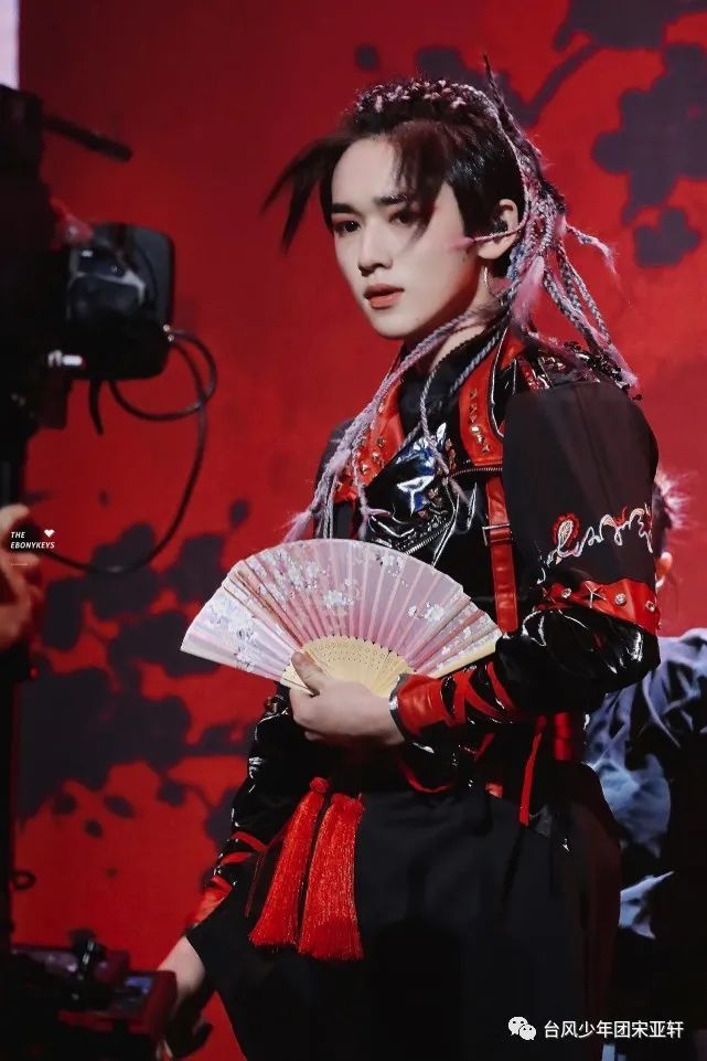 时代少年团宋亚轩舞台神图来啦