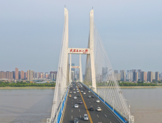 武汉这座长江大桥上为何没有名字