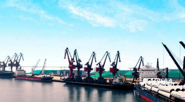 6.2万方风电设备从烟台港蓬莱港区出口