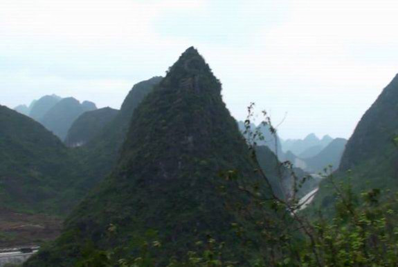 如果火形山做朝山,主出文人,文官,官位显赫.