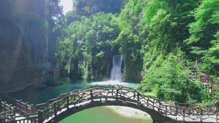 福泉洒金谷春意盎然 处处是风景