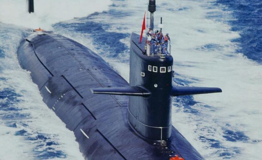 094型战略核潜艇是我国自行设计建造的第二代弹道导弹核潜艇,也是中国