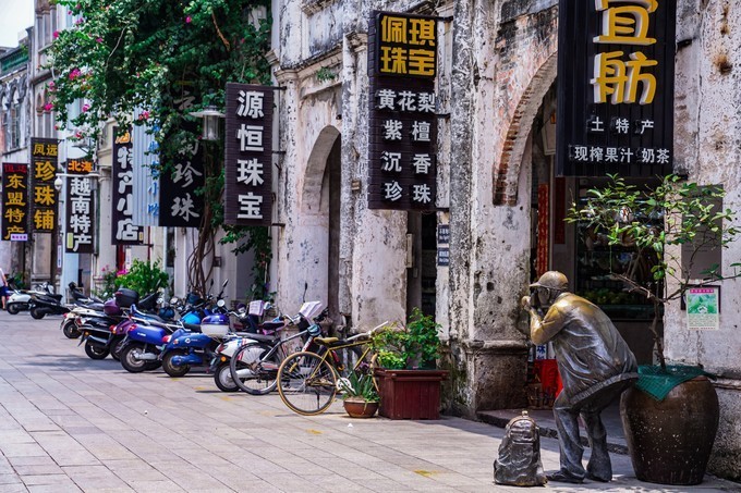 北海有一条老街,两百多年历史,建筑奇特不收门票