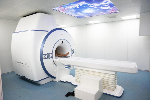 医学成像进入了一个新阶段,许多医院开始使用核磁共振(mri)来为病人