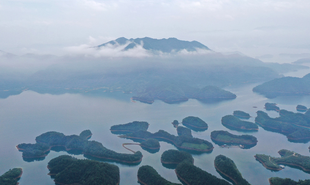 杭州:千岛湖雨后初霁美轮美奂