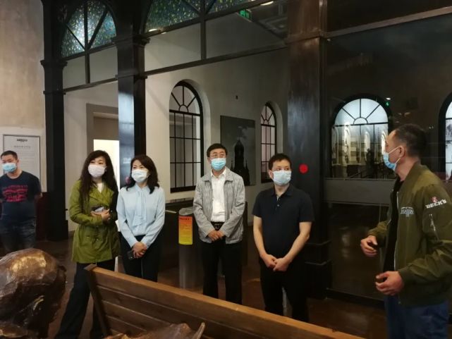 中国侨联杨秀波司长到平房区调研