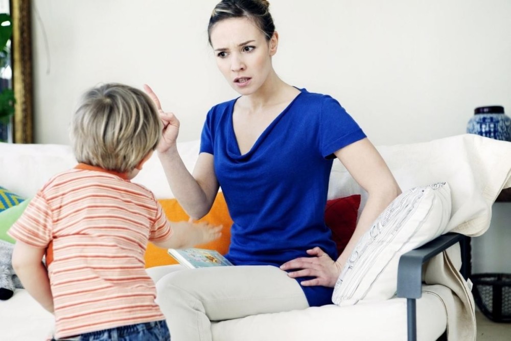 孩子喜欢说脏话父母别急着训斥可能是进入了咒骂敏感期