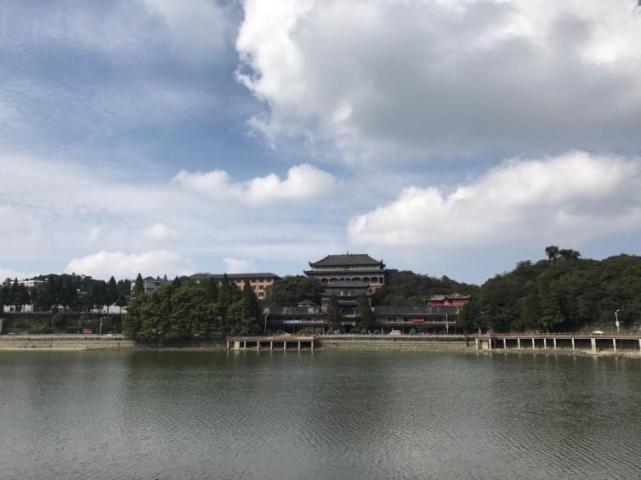 武汉周边短途自驾游景点攻略推荐