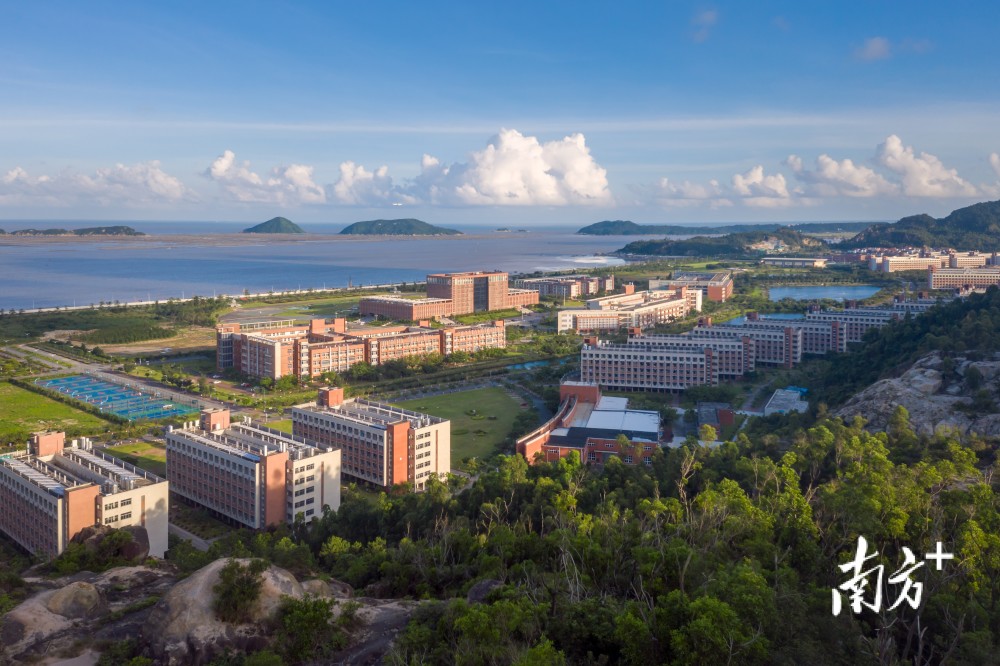 利好!珠海科技学院获批省级硕士学位授予立项建设单位