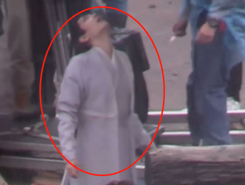 《玉骨遥》:肖战"公主抱"任敏男友力爆棚,2套造型风格